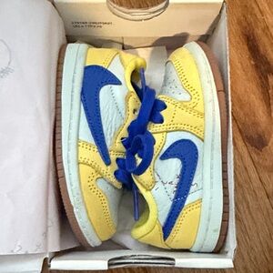 Jordan Kids Sneakers in Yellow and Blue